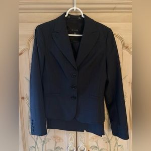 The Limited Suit. Size 8 Blue Plaid